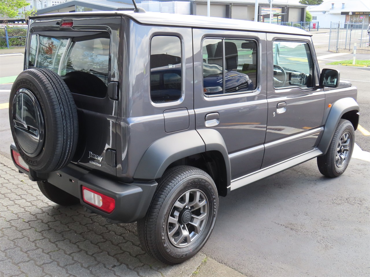 2025 Suzuki Jimny