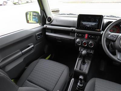 2025 Suzuki Jimny - Thumbnail