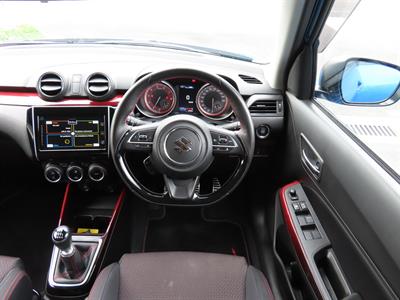 2023 Suzuki Swift - Thumbnail
