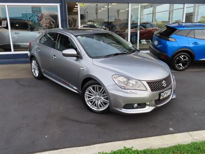 2014 Suzuki Kizashi - Thumbnail