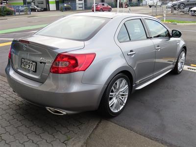 2014 Suzuki Kizashi - Thumbnail