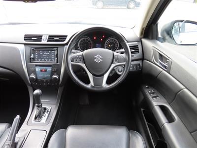 2014 Suzuki Kizashi - Thumbnail