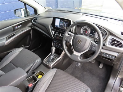 2023 Suzuki S-Cross - Thumbnail