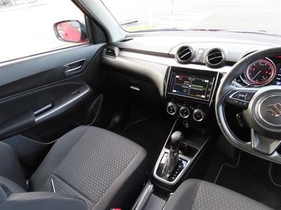 2022 Suzuki Swift - Thumbnail