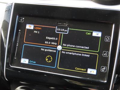 2022 Suzuki Swift - Thumbnail