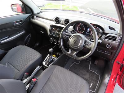 2022 Suzuki Swift - Thumbnail
