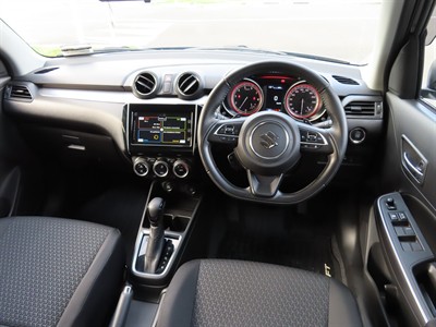 2024 Suzuki Swift - Thumbnail