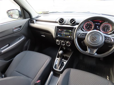 2024 Suzuki Swift - Thumbnail