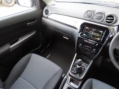 2025 Suzuki Vitara - Thumbnail