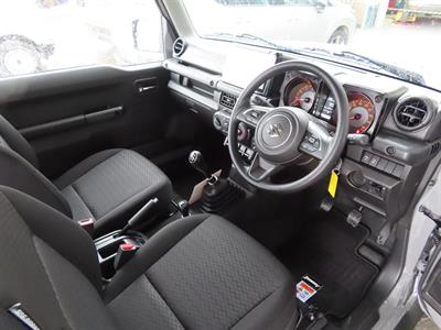 2025 Suzuki Jimny - Thumbnail