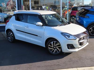 2023 Suzuki Swift - Thumbnail