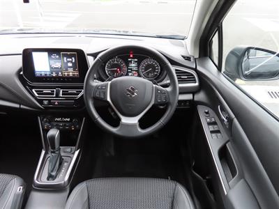 2023 Suzuki S-Cross - Thumbnail