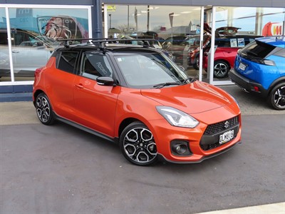 2022 Suzuki Swift - Thumbnail