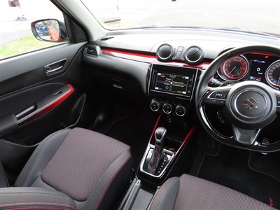 2022 Suzuki Swift - Thumbnail