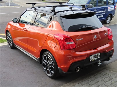 2022 Suzuki Swift - Thumbnail