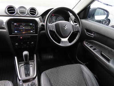 2022 Suzuki Vitara - Thumbnail