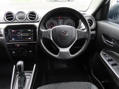 2022 Suzuki Vitara - Thumbnail