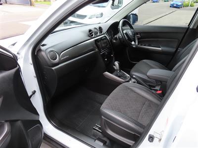 2022 Suzuki Vitara - Thumbnail