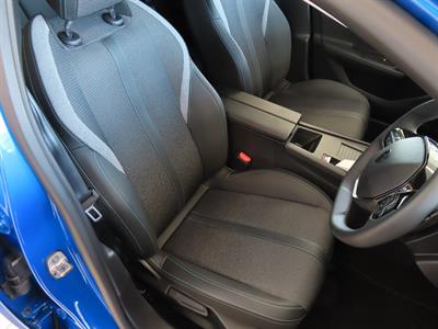 2023 Peugeot 308 - Thumbnail