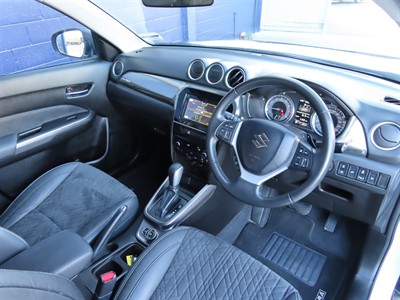 2022 Suzuki Vitara - Thumbnail