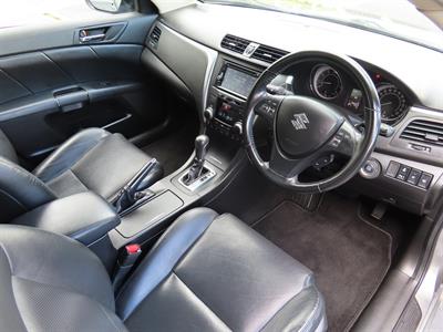 2014 Suzuki Kizashi - Thumbnail