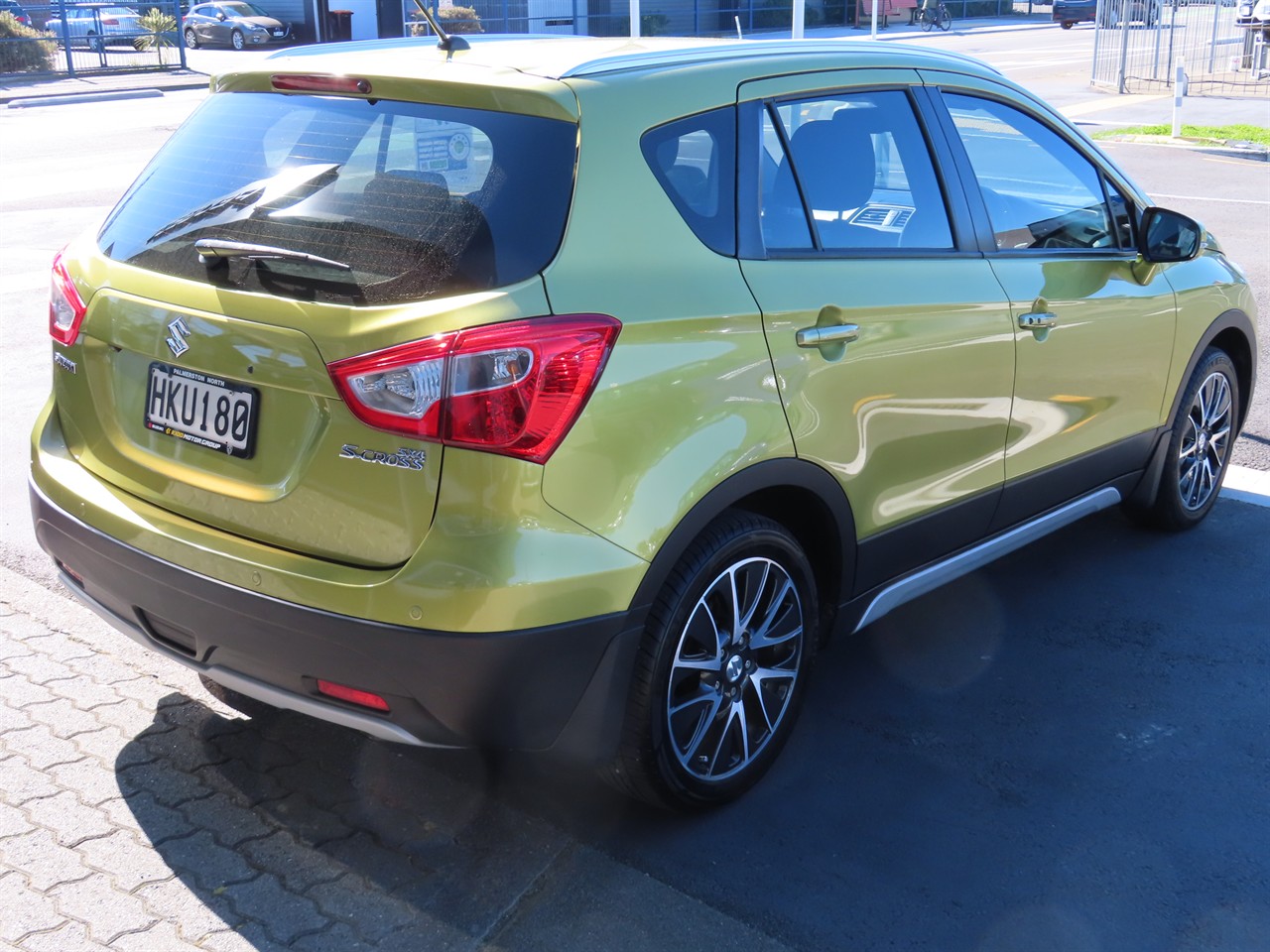 2014 Suzuki S-Cross