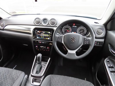 2023 Suzuki Vitara - Thumbnail