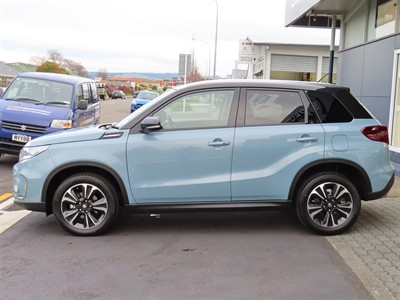 2023 Suzuki Vitara - Thumbnail