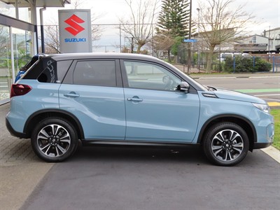 2023 Suzuki Vitara - Thumbnail