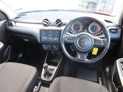 2024 Suzuki Swift - Thumbnail