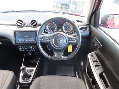 2024 Suzuki Swift - Thumbnail