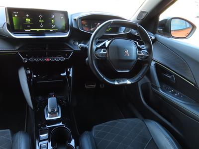 2021 Peugeot 2008 - Thumbnail