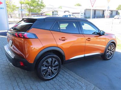 2021 Peugeot 2008 - Thumbnail