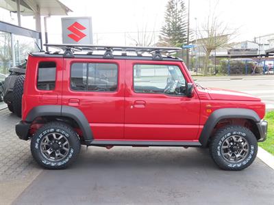 2025 Suzuki Jimny - Thumbnail