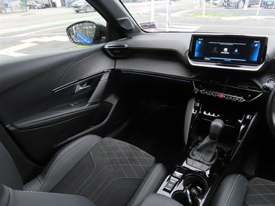 2022 Peugeot 208 - Thumbnail