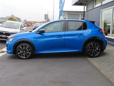 2022 Peugeot 208 - Thumbnail