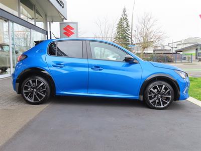 2022 Peugeot 208 - Thumbnail