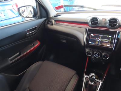 2024 Suzuki Swift - Thumbnail