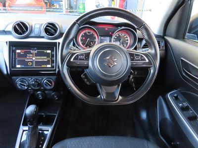 2021 Suzuki Swift - Thumbnail