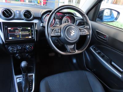 2021 Suzuki Swift - Thumbnail