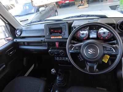 2022 Suzuki Jimny - Thumbnail