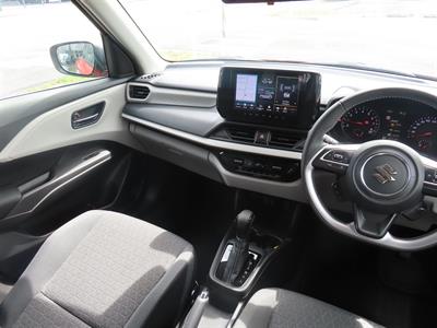 2025 Suzuki Swift - Thumbnail