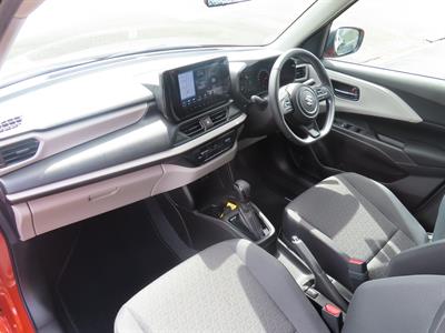 2025 Suzuki Swift - Thumbnail