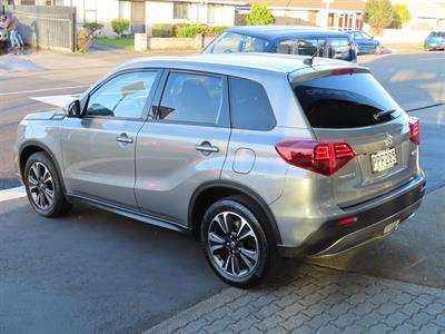 2022 Suzuki Vitara - Thumbnail