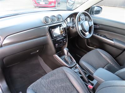 2022 Suzuki Vitara - Thumbnail