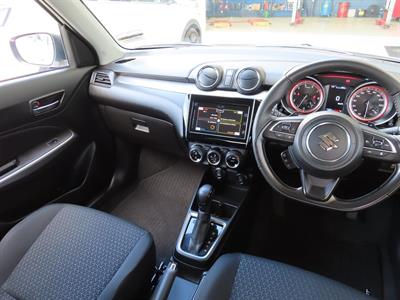 2023 Suzuki Swift - Thumbnail