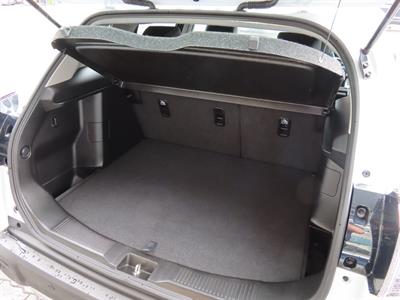 2023 Suzuki S-Cross - Thumbnail