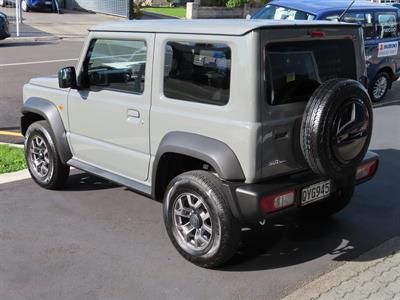 2024 Suzuki Jimny - Thumbnail