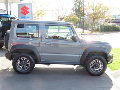 2024 Suzuki Jimny - Thumbnail
