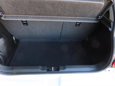 2023 Suzuki Swift - Thumbnail